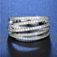 📢📢50 % RABATT !! 💍 JUSTERBAR CZ-RING MED KORSAD DESIGN — Glittrande pavé och elegant design med flera band ✨