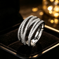 📢📢50 % RABATT !! 💍 JUSTERBAR CZ-RING MED KORSAD DESIGN — Glittrande pavé och elegant design med flera band ✨